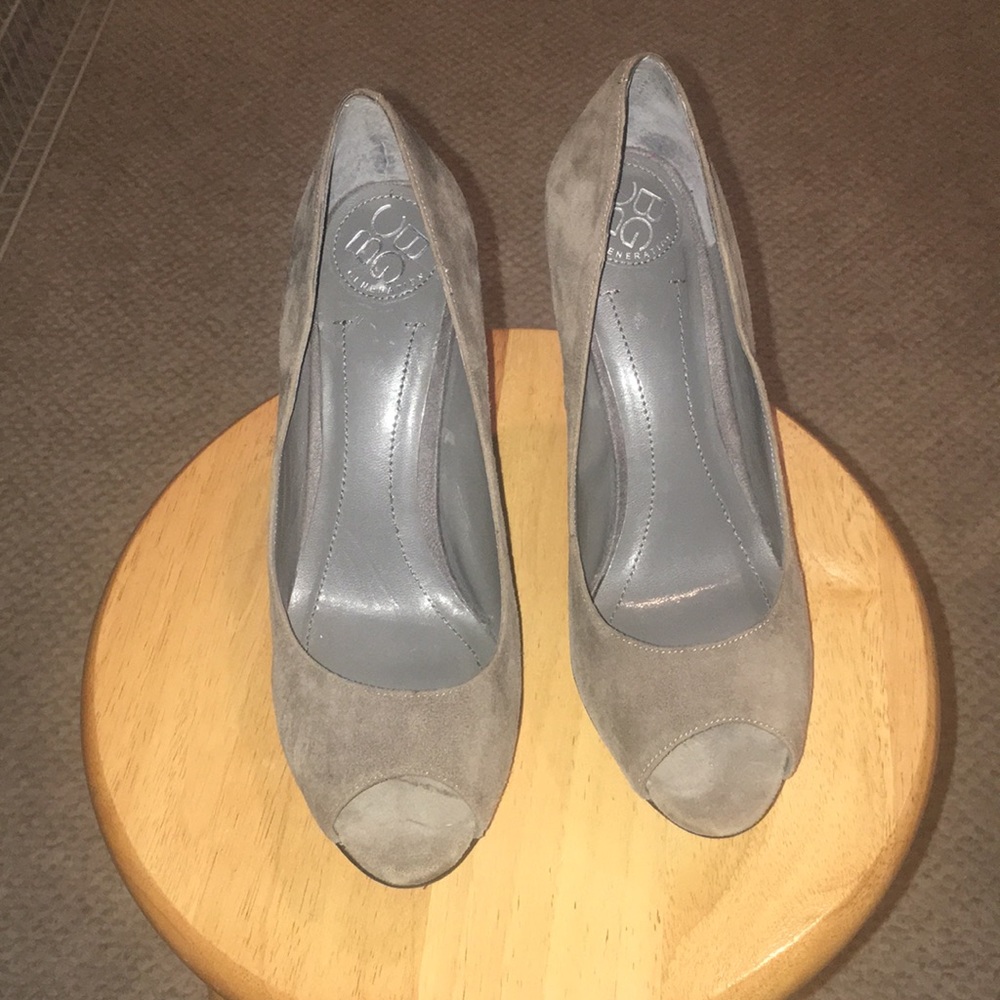 BCBG Gen Grey Suede Snake Skin Heel Peep Toes